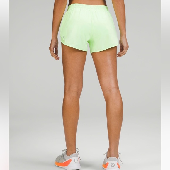 Lululemon Hotty Hot Low-Rise Lined Short 4” - Picture 5 of 5